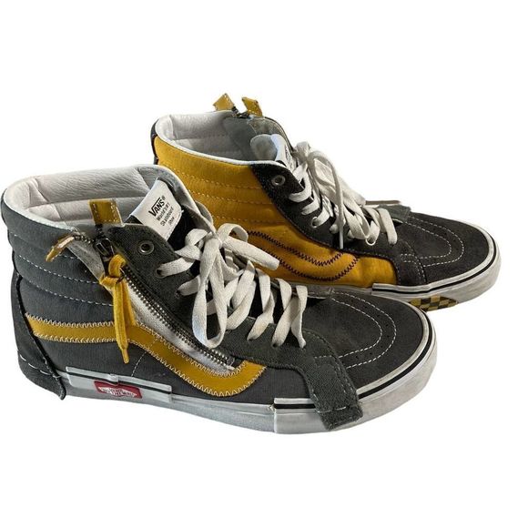 Van’s SK8 - Hi Unisex Hi Top Skater Shoes - Picture 3 of 9